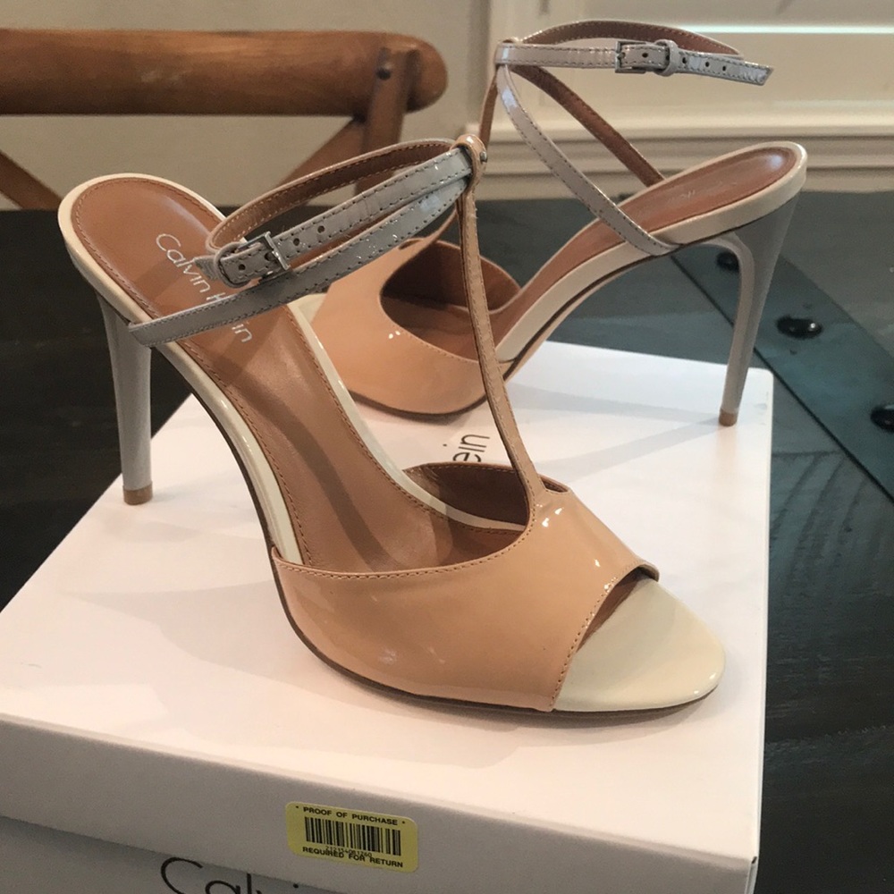 Calvin Klein patent hills